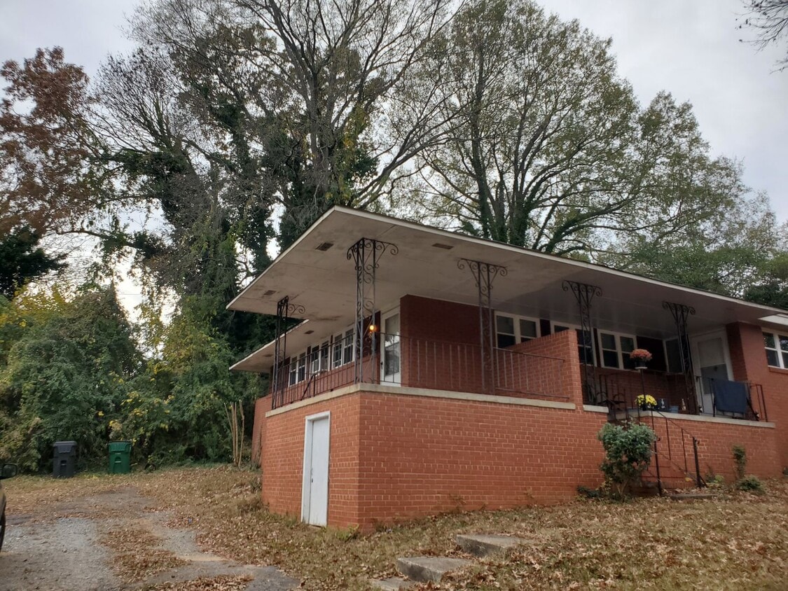 Primary Photo - BH-beal1444