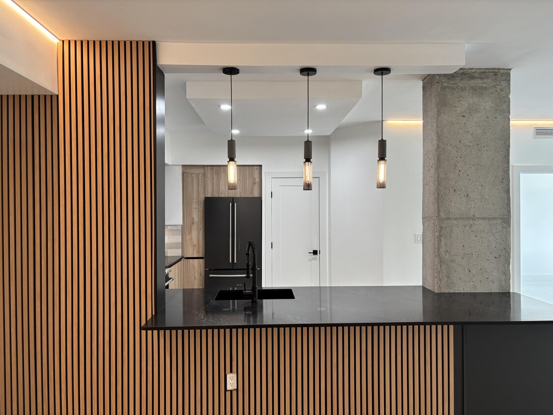Foto principal - 250 NE 3rd Ave