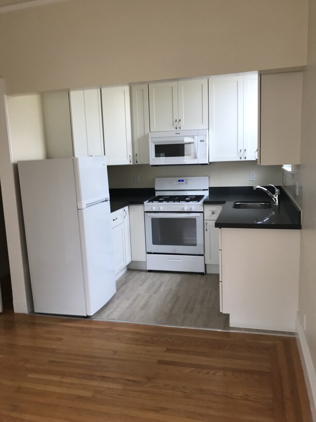 Foto del edificio - 1588 20th Ave