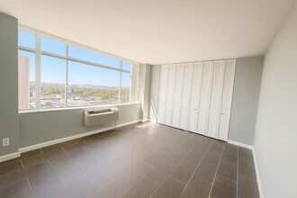 Building Photo - 7510 Hornwood Dr