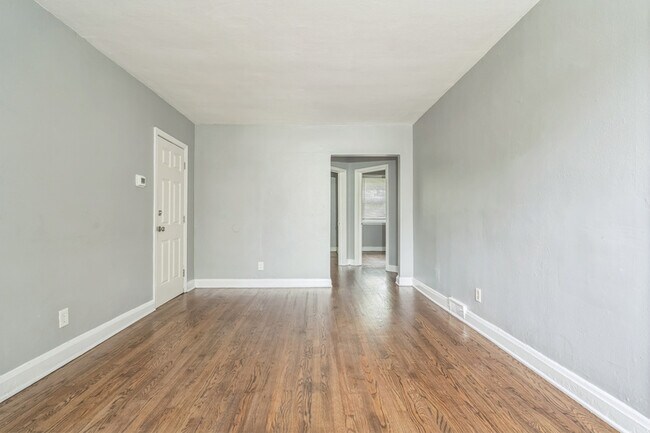 Foto del edificio - 1122 Gleneagle Rd