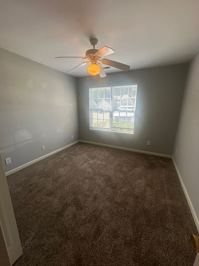 Photo - 304 St Rosea Rd Apartment