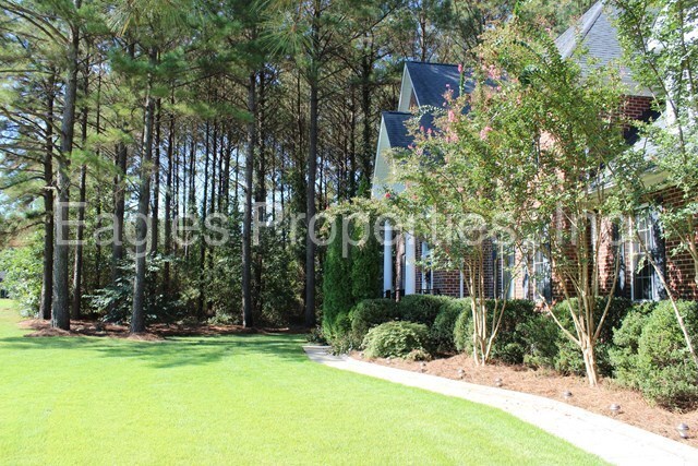 Foto del edificio - 110 Harding Pl