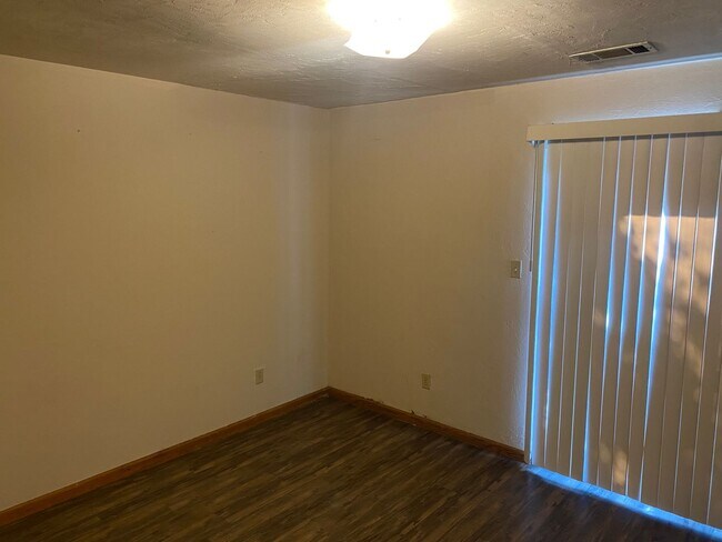 Foto del edificio - 1207 Chee Ln