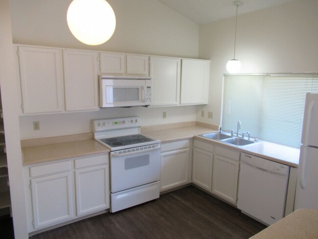 Foto del edificio - 4270 S Richfield St