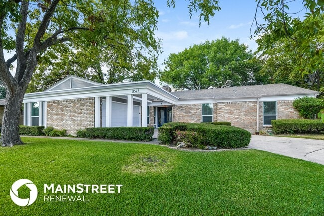 Foto del edificio - 15525 Earlport Cir