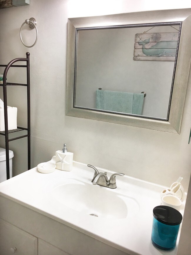 Foto del edificio - 7703 Camino Real