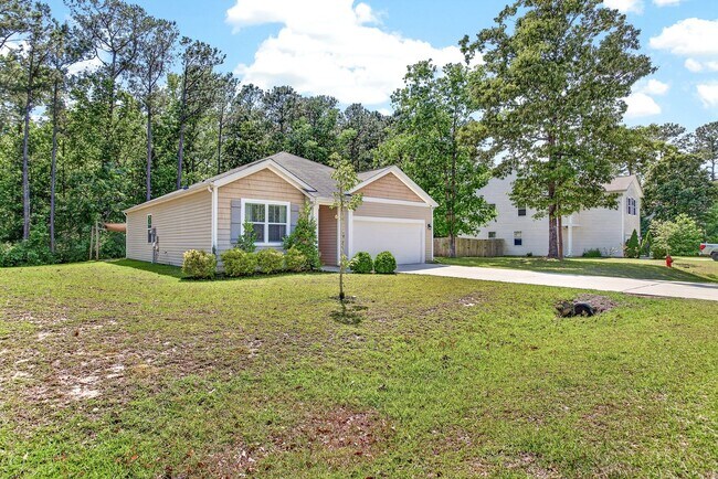 Foto del edificio - Modern 3 Bedroom Home Near Beaches & Boat Ramp