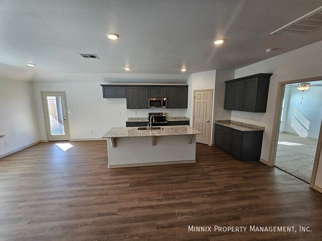 Building Photo - 1320 Bajada St
