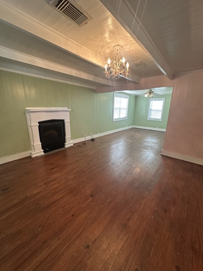 Building Photo - 9295 US-290