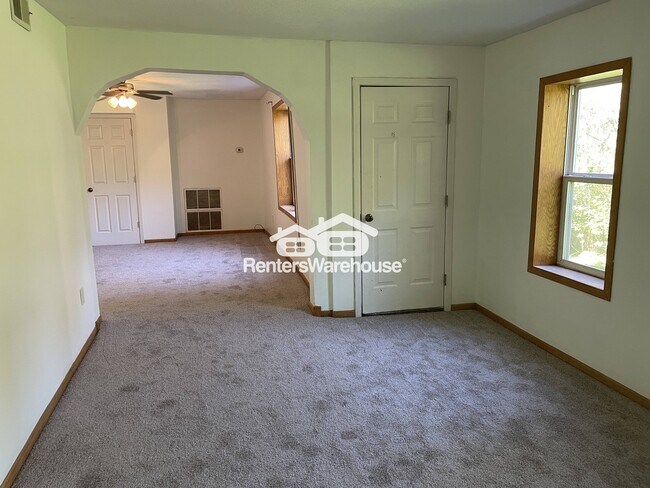 Foto del edificio - 1320 County Rd A