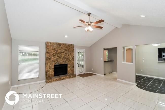 Building Photo - 1008 Turtle Creek Dr N