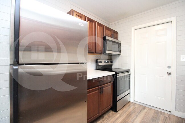 Foto del edificio - 6040 N 21st Ave