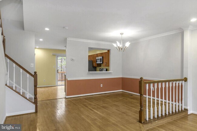 Foto del edificio - 7222 Lensfield Ct