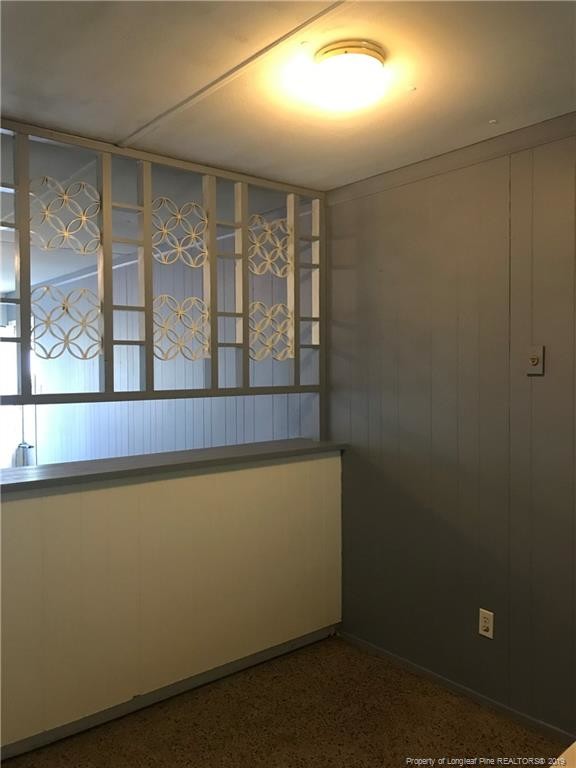 Foto del edificio - 2135 Woodbine Ave