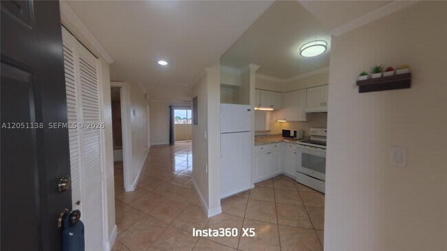 Building Photo - 14971 SW 82nd Ln