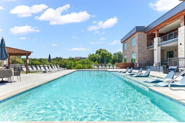 Building Photo - Northside at the Woodlands