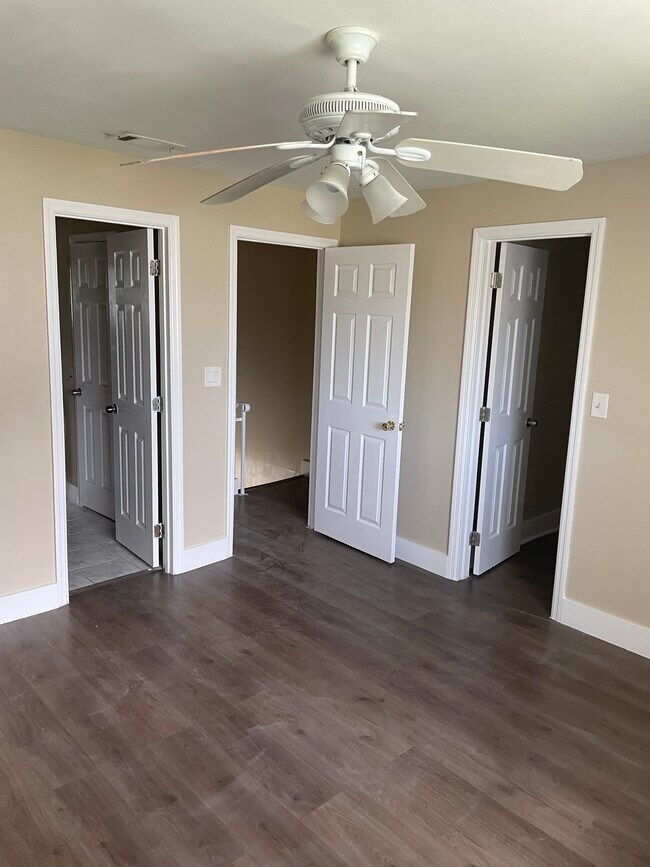 Master BD - 2446 NW 52nd Ave