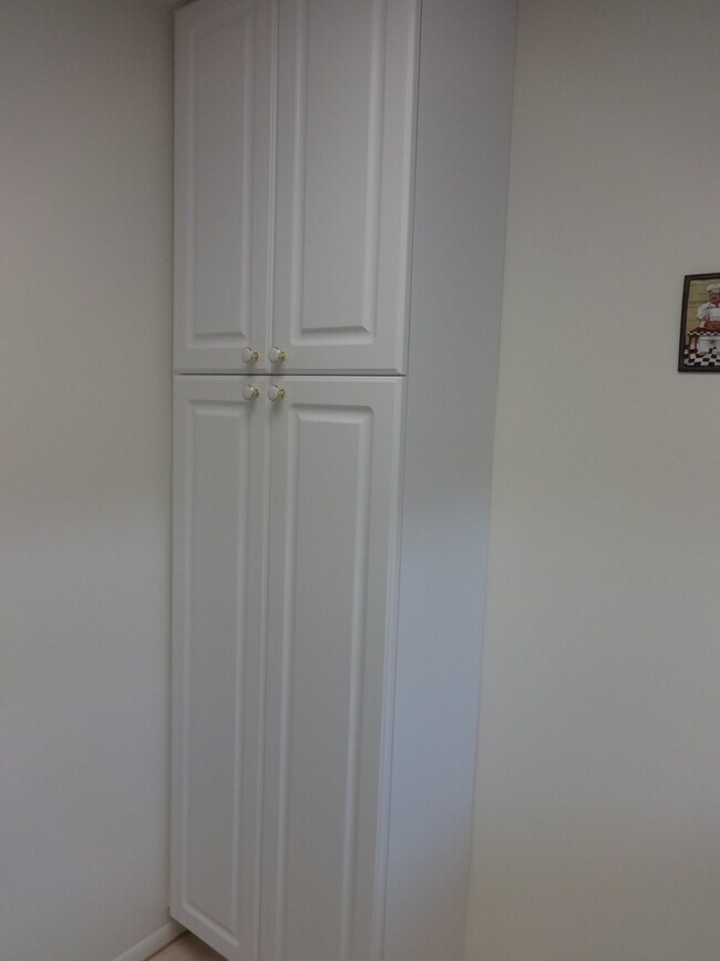 Building Photo - SPECIAL PRICE! 2BR/2BA 2nd Floor Condo in Capri Isles