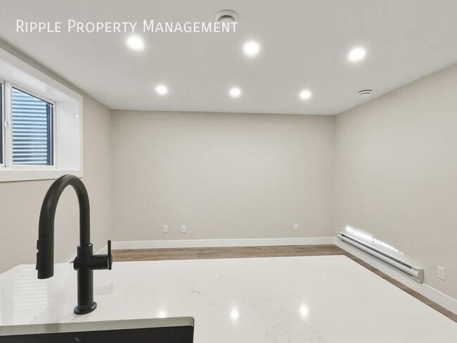 Building Photo - Brand New Spacious 1-Bed Basement Suite | 3 Months Free Internet | Pets Fri