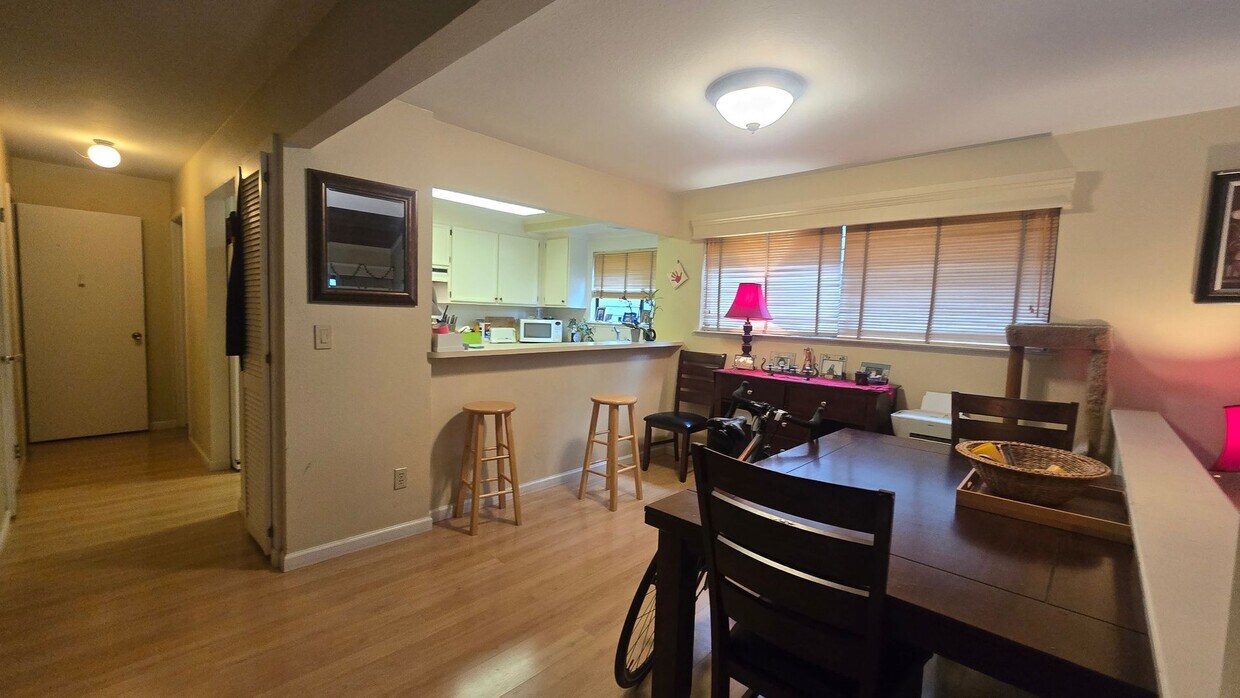 Foto principal - Updated 3BR/2BA Condo in Prime Sebastopol ...