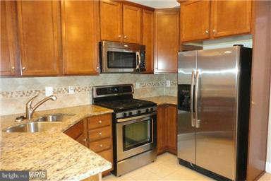 Foto del edificio - 13504 Waterford Hills Boulevard