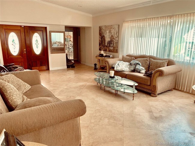 Building Photo - 1303 Biscaya Dr