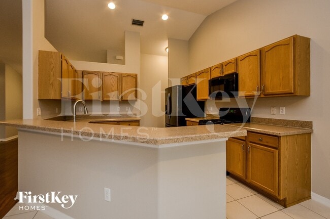 Foto del edificio - 13024 Baybrook Ln