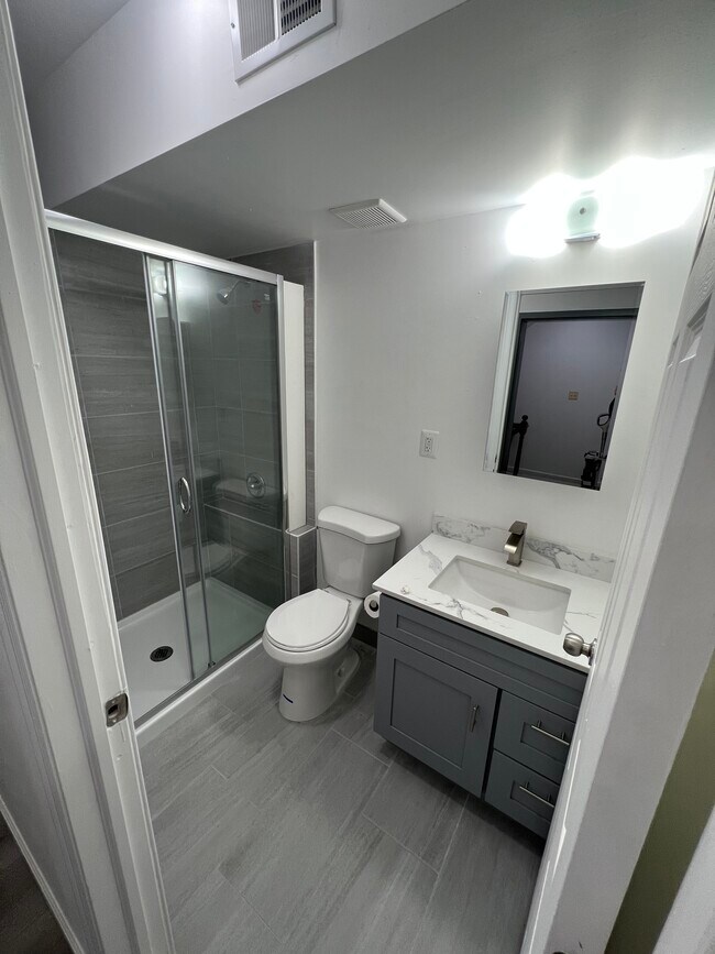 Foto del edificio - 1025 Buttonwood St