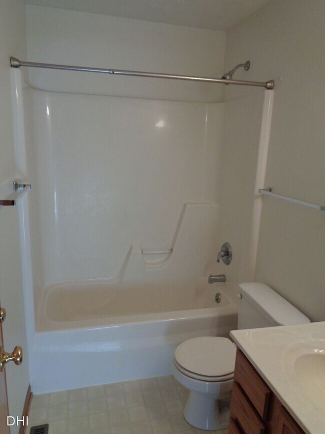 Foto del edificio - 3 br, 3 bath House - 5516 Ezekiel