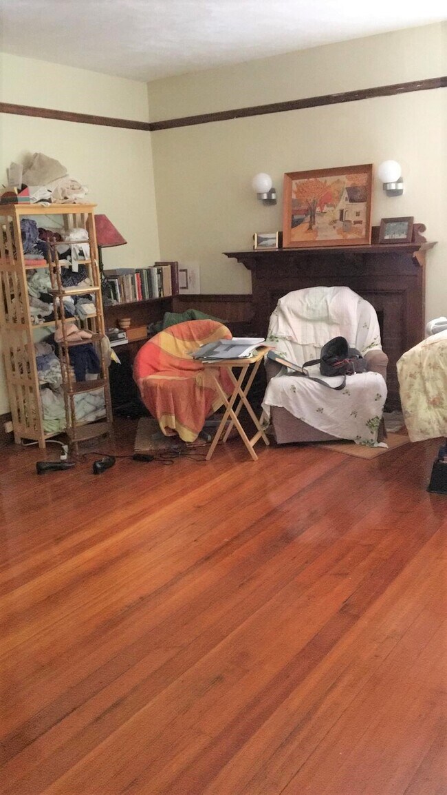 Foto del edificio - 266 Chestnut Hill Ave