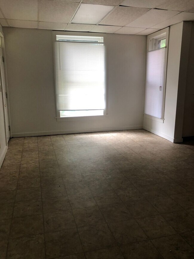 Foto del edificio - 1115 N College Ave