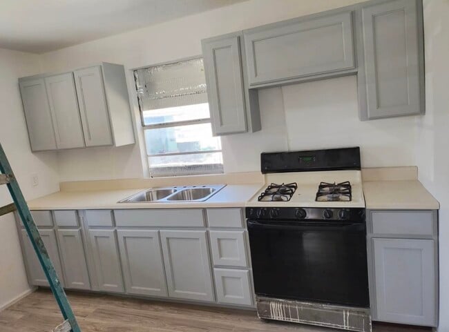 Foto del edificio - 3212 San Salvador St