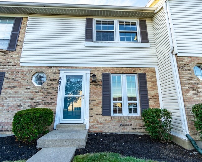 Building Photo - 8371 Hawks Nest Ct