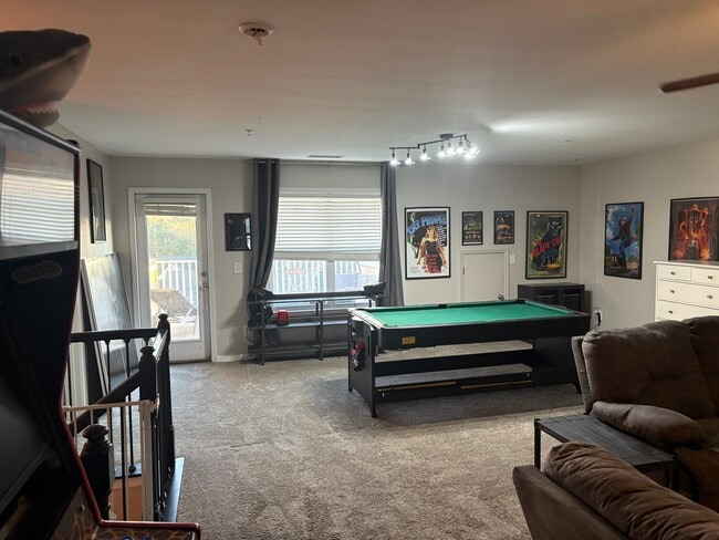 Building Photo - 312 Wave Crest Dr