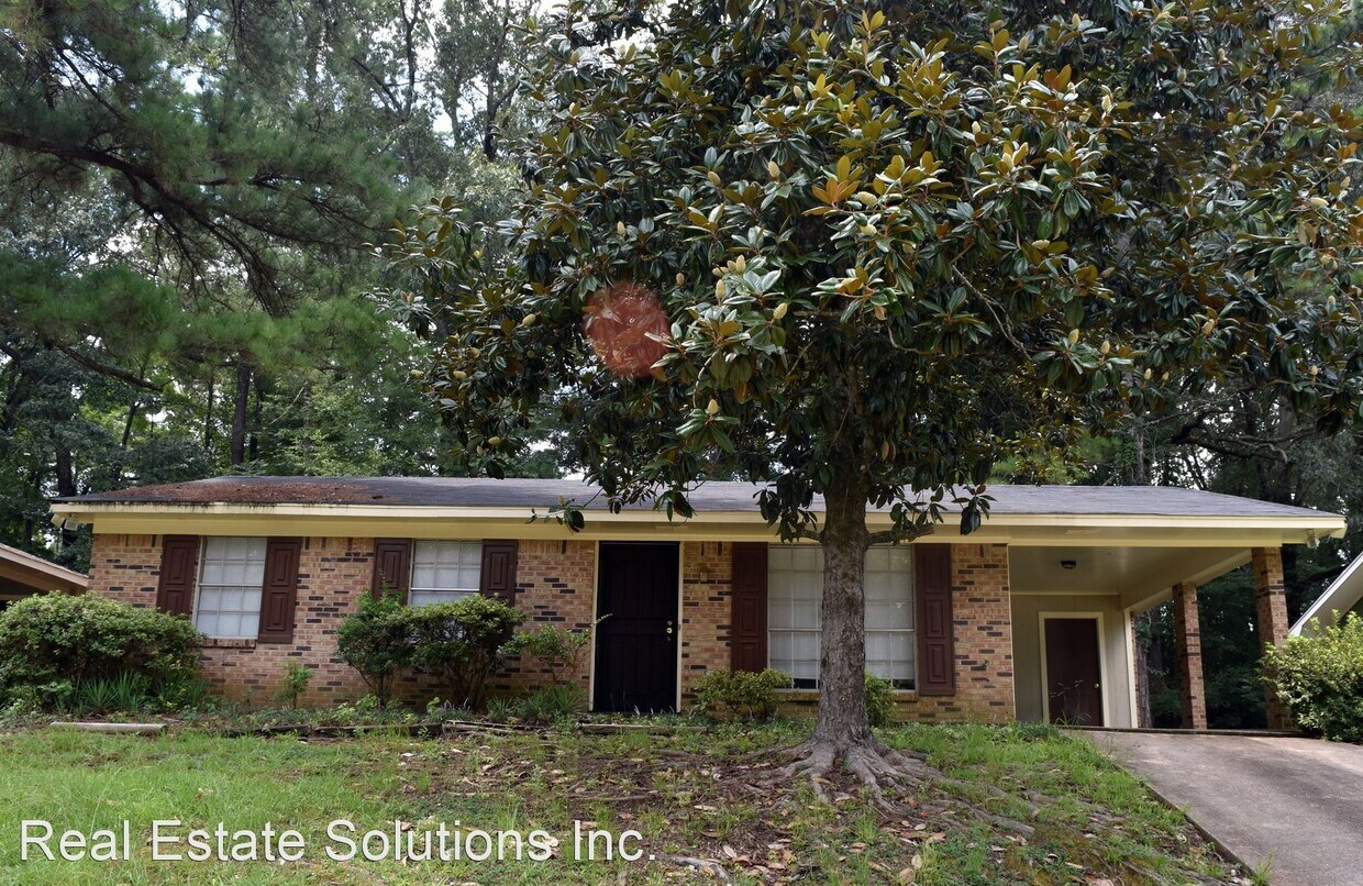 Primary Photo - 3 br, 1.5 bath House - 110 Glendale Street