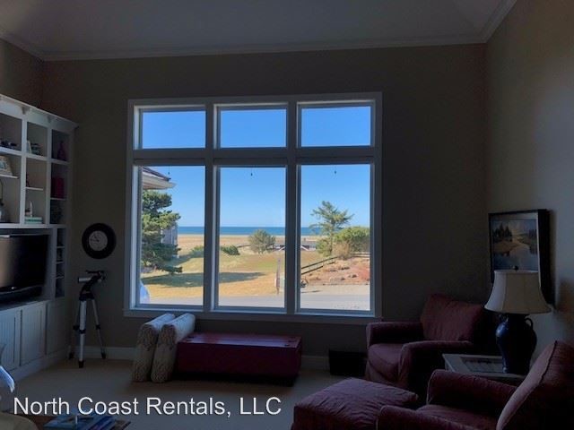Foto del edificio - 3 br, 2 bath House - 4955 High Ridge Rd.
