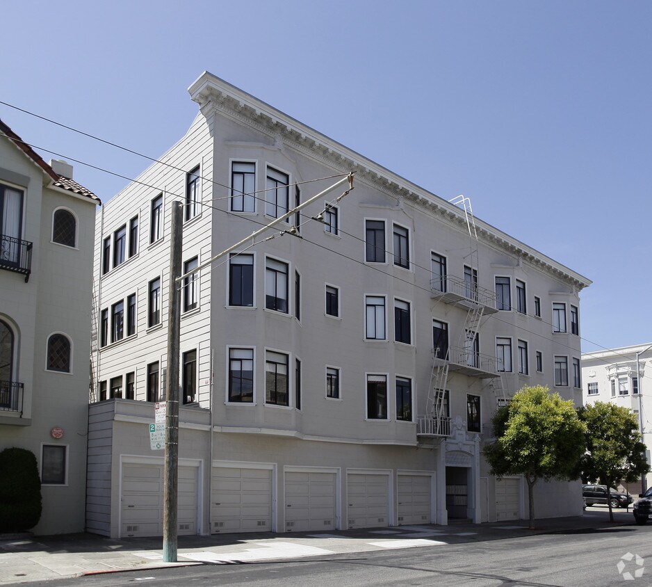 Building Photo - 2395 Francisco St