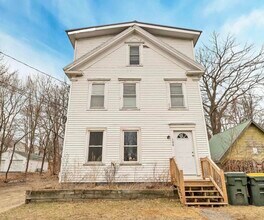 Building Photo - 106 Messer St