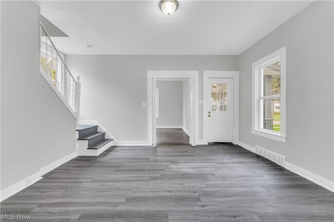 Foto del edificio - 14131 Berwyn Ave