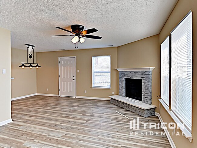Foto del edificio - 642 Fern Street Greenfield IN