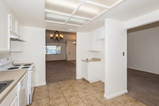 Foto del edificio - 7426 Skander Way