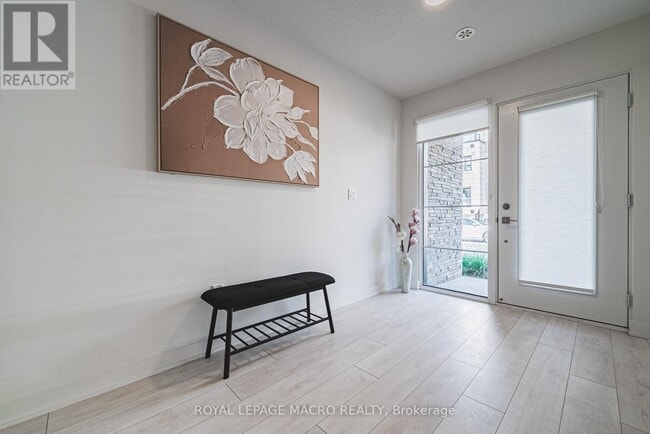 Photo du bâtiment - 1121 Cooke Blvd.