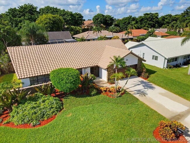 Building Photo - 6846 Bianchini Cir