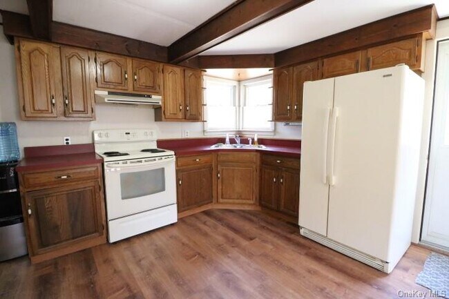 Building Photo - 3759 NY-52
