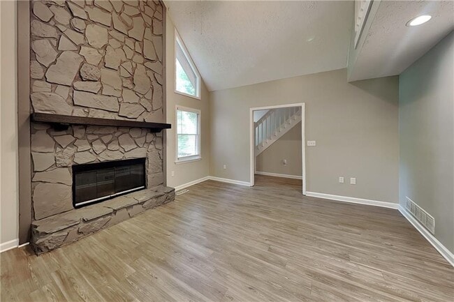 Foto del edificio - 4125 Inola Trail NE