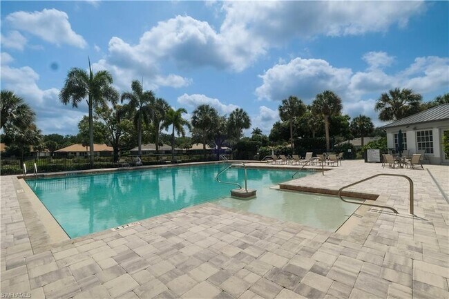 Foto del edificio - 6772 Southern Oak Ct