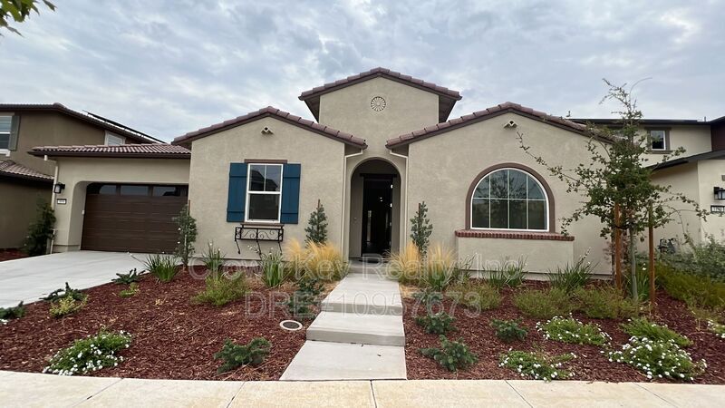Primary Photo - 3096 Leeds Ln
