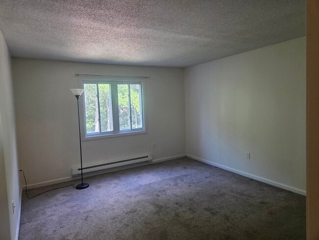 Building Photo - 120 Fisherville Rd