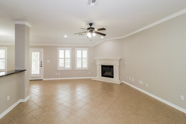Foto del edificio - 4195 Woodhaven Trail
